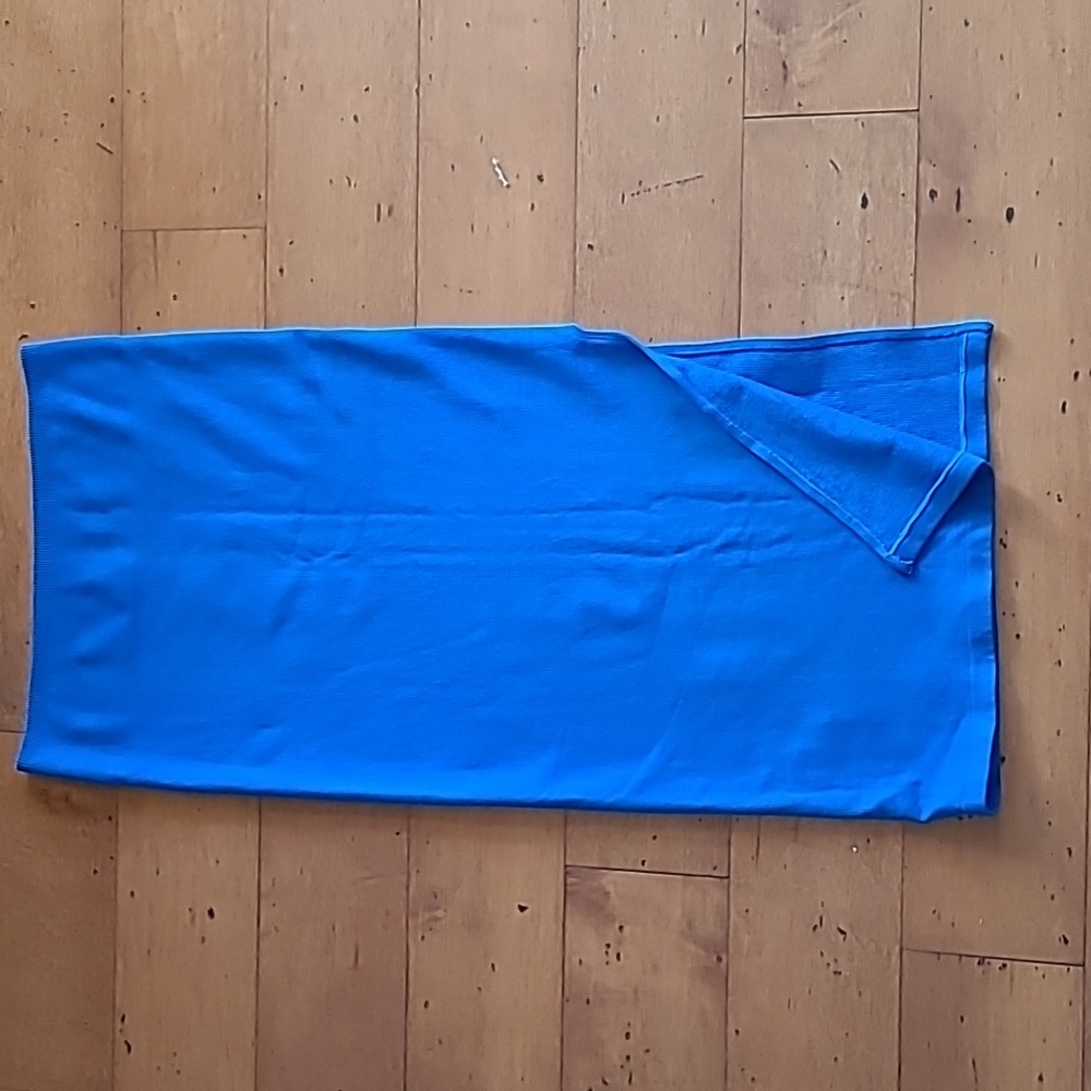 Fabletics High-Waisted Ribbed Seamless Skirt - Picture 4 of 5